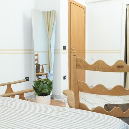 Neapolitan Style Apartrment Extérieur photo