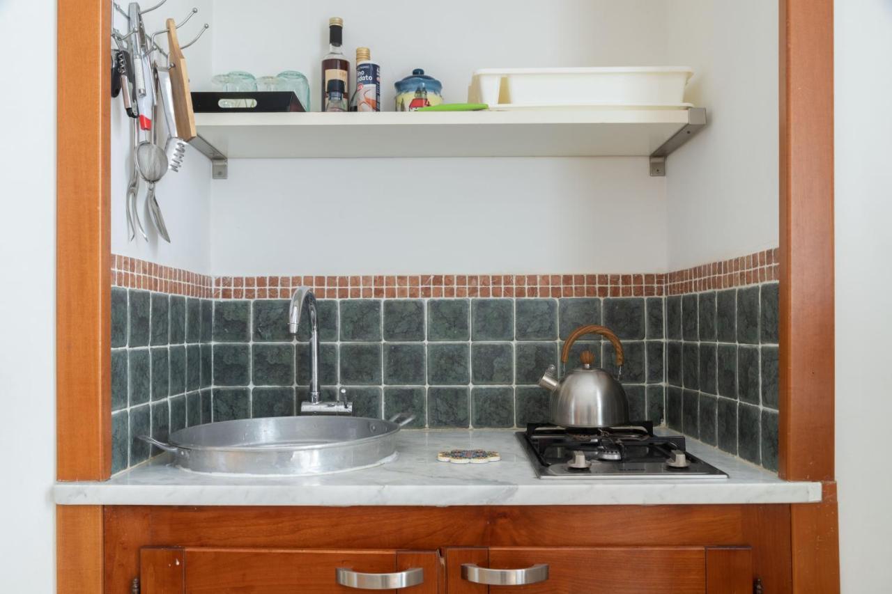 Neapolitan Style Apartrment Extérieur photo