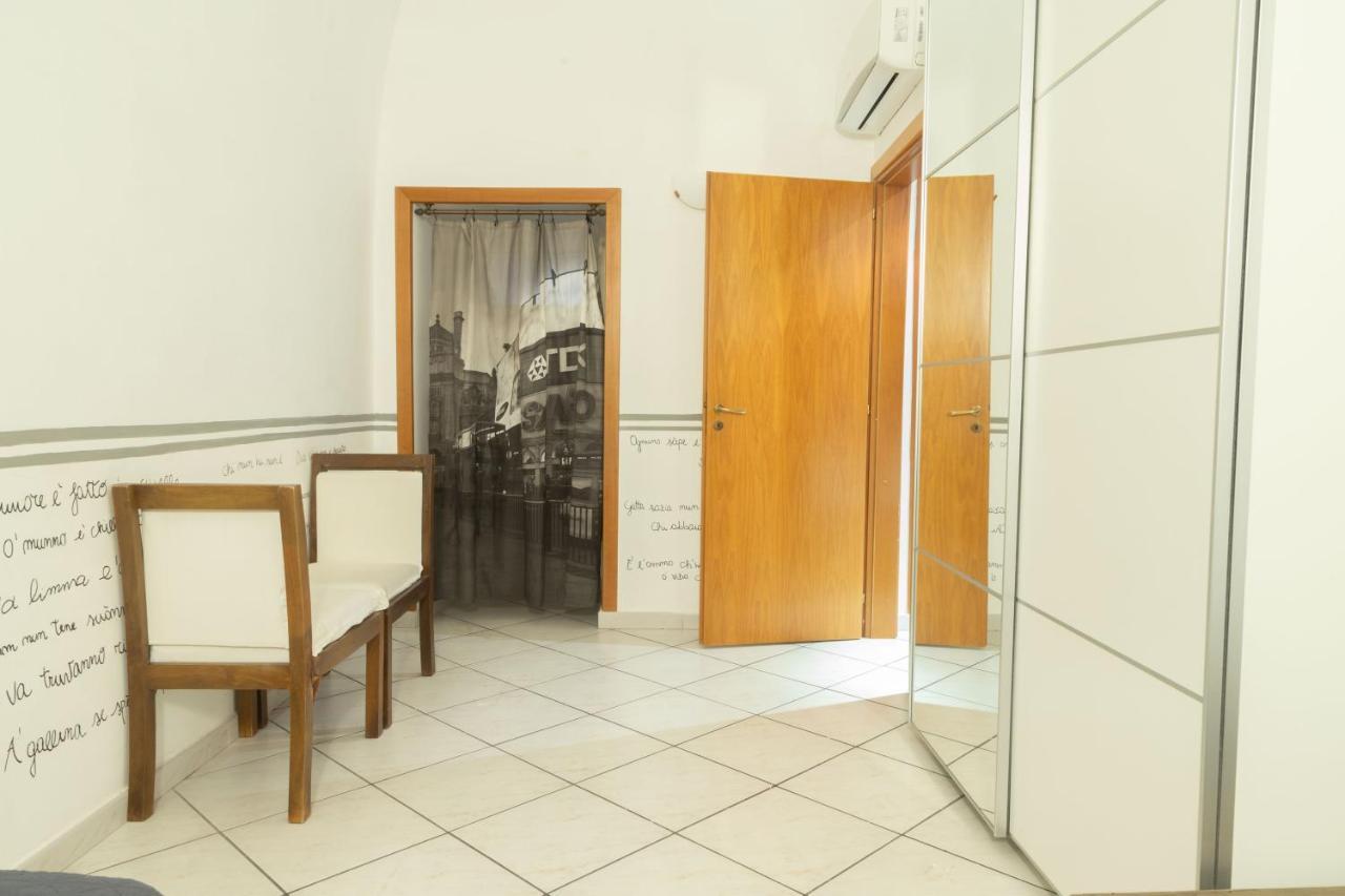 Neapolitan Style Apartrment Extérieur photo