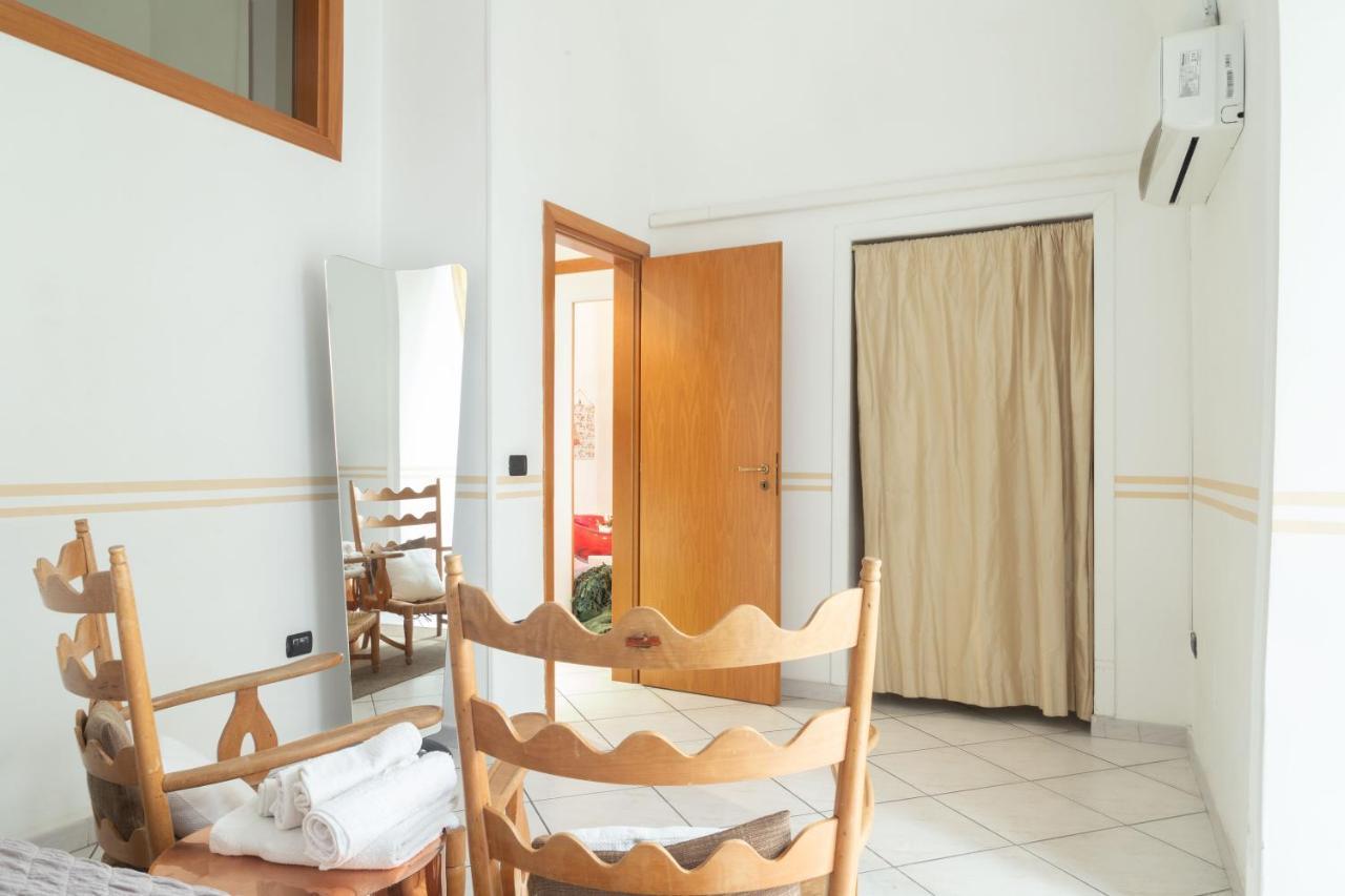 Neapolitan Style Apartrment Extérieur photo